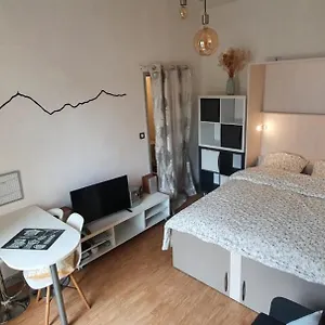 Appartement Studio Lumineux Au Centre, Bagnères-de-Bigorre